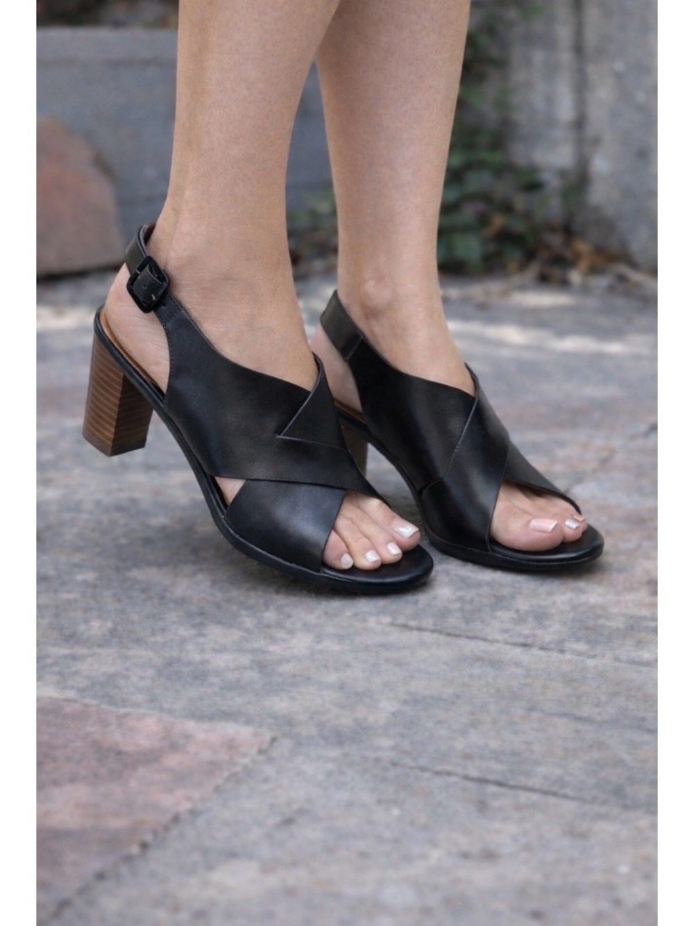 Clarks Deva Janie black Leather Slingback peep toe Heels size 8 New!